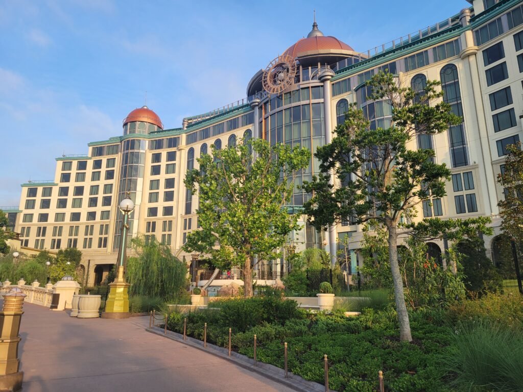 Helios Hotel